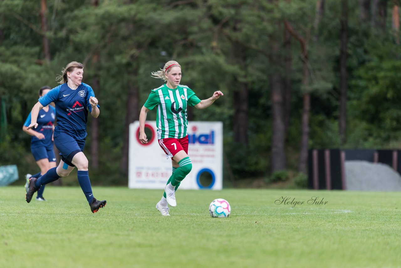 Bild 210 - F SV Boostedt - SV Fortuna St. Juergen : Ergebnis: 2:1